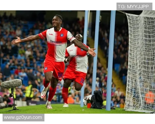 英甲足球比赛精彩瞬间回放全景横屏直播尽享赛事魅力与激情